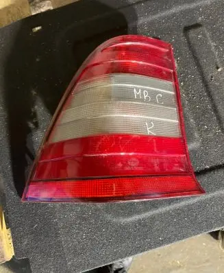 Mercedes-Benz C W202 Rear/tail lights 2028202764