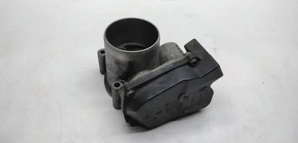 Volkswagen Golf VI Throttle valve 03C133062C