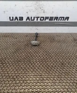 Nissan Qashqai Front door check strap stopper