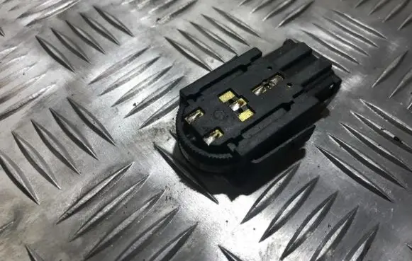 Volkswagen Golf III Headlight level height control switch 1h6941333 04050700