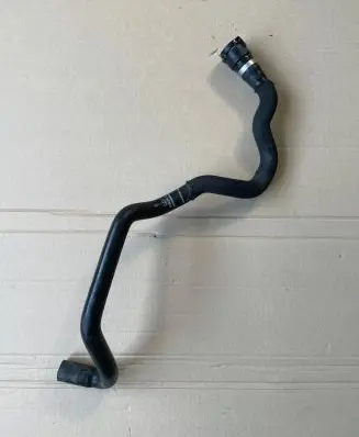 Volvo V60 Engine coolant pipe/hose 31319215