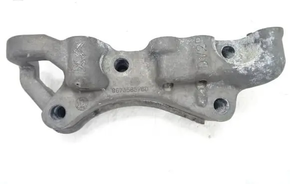 Citroen C4 II Picasso Engine mount bracket 9673585780