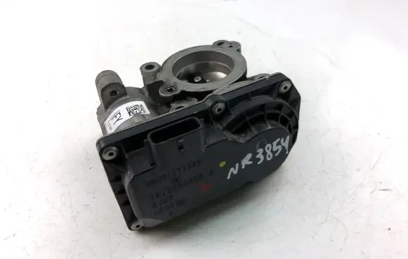 Renault Clio IV Throttle valve H8201171233