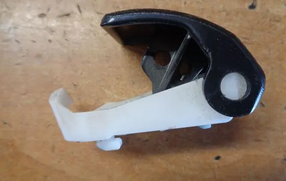 Mitsubishi Space Star Engine bonnet (hood) release handle