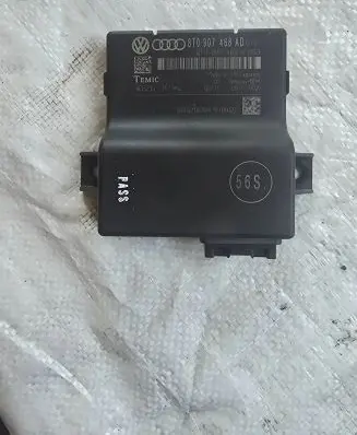Audi A4 S4 B8 8K Gateway control module 8T0907468AD 8T0907468K 00403211C05641