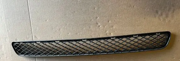 BMW X3 E83 Front bumper lower grill 3416512