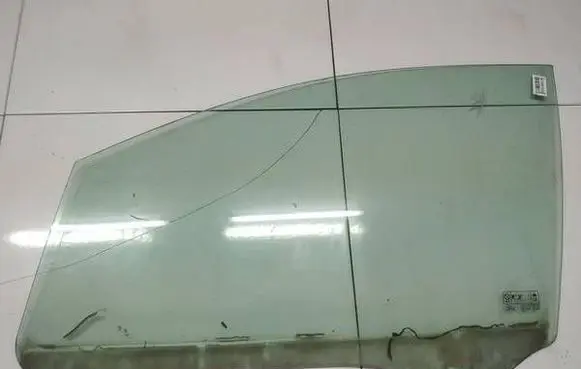 Ford Focus C-MAX Front door window glass four-door as2