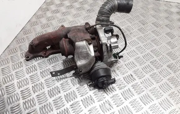Ford Focus Turbo 9807873180