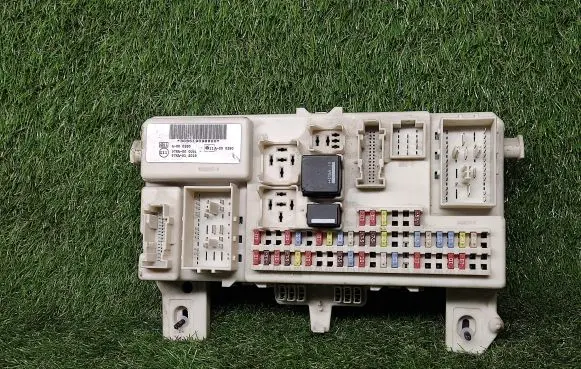 Ford Focus Power management control unit 4M5T14A073BJ