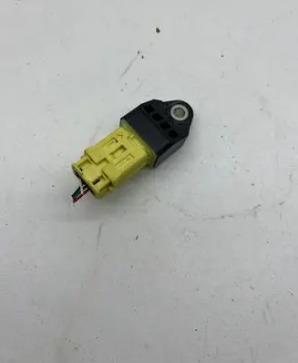 Toyota RAV 4 (XA30) Airbag deployment crash/impact sensor 8983142010 70263TMJ4