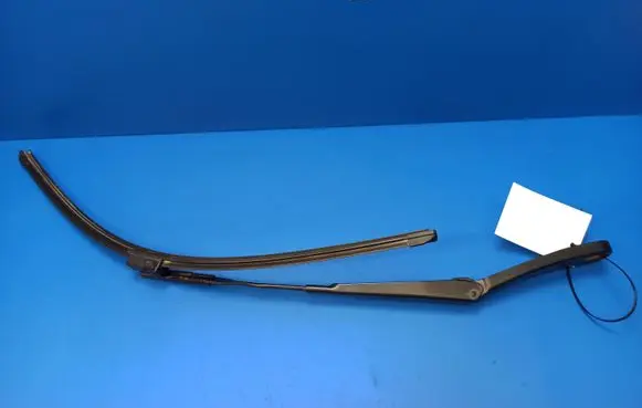 BMW X4 F26 Front wiper blade arm 7213271 721327108
