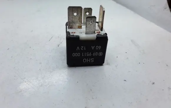 Audi A6 S6 C5 4B Other relay 899511000 30858687 443951253J