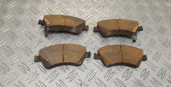 Toyota Auris 150 Brake pads (front) 
