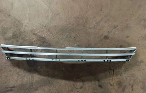 Lexus RX 300 Front bumper lower grill 8544116766