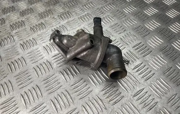 Opel Zafira A Thermostat housing 90573325 2503185 9129907