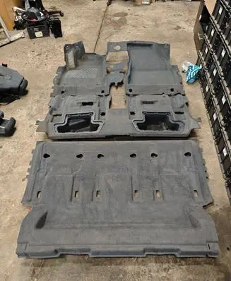 Peugeot 5008 Interior carpet 96755439ZF