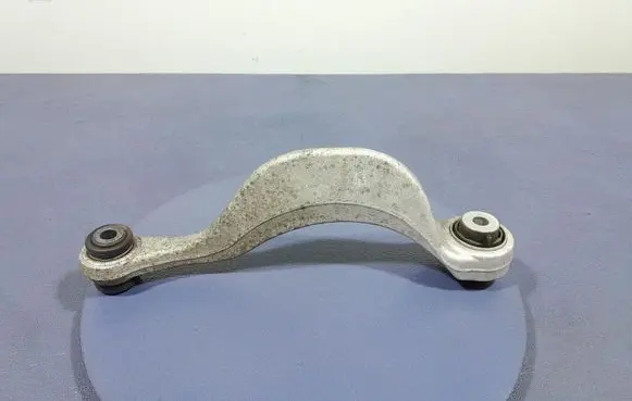 BMW X6 M Rear control arm 6878021