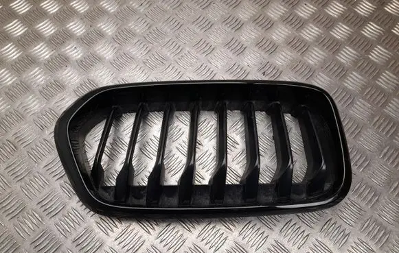 BMW X2 F39 Front grill 7424777
