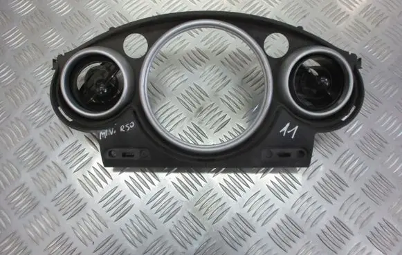 Mini One - Cooper R50 - 53 Dashboard side air vent grill/cover trim