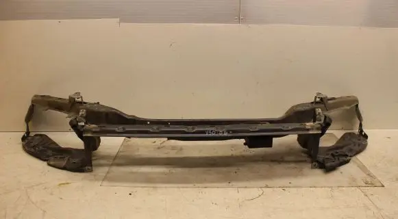 Volvo V50 Top upper radiator support slam panel