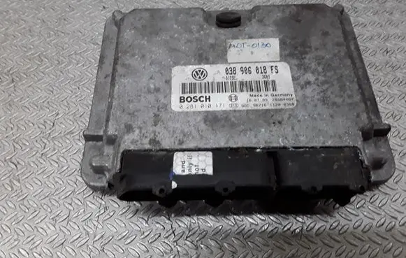Volkswagen PASSAT B5 Engine control unit/module 038906018FS 0281010171