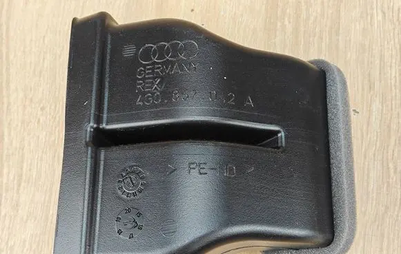 Audi A6 S6 C7 4G Cabin air duct channel 4G0857042A