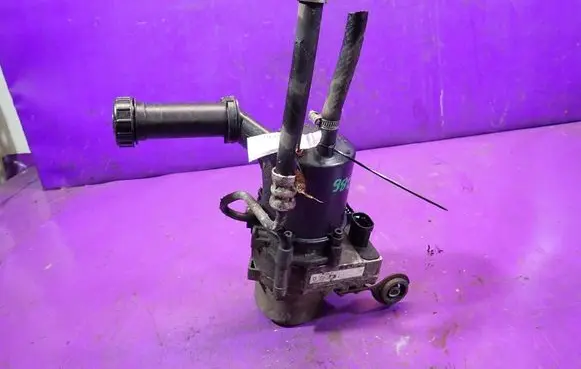 Peugeot 307 Power steering pump