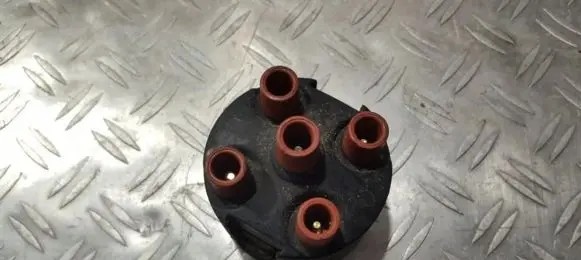 Volkswagen PASSAT B3 Spark distributor cap 