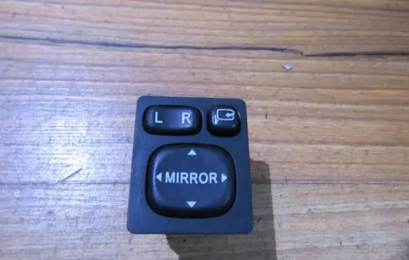 Toyota RAV 4 (XA30) Wing mirror switch 769747b