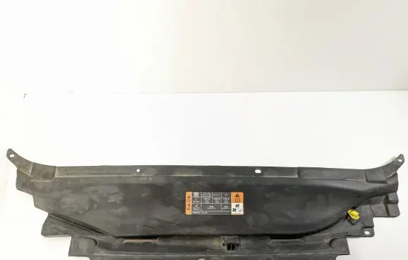 Ford Fusion II Radiator trim DS7316613AF DS7316613