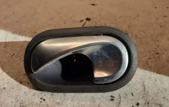 Renault Scenic II - Grand scenic II Front door interior handle 8200028487