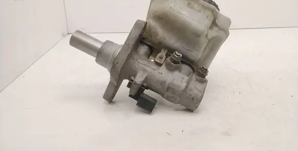 Volkswagen PASSAT B6 Master brake cylinder 3C1611301