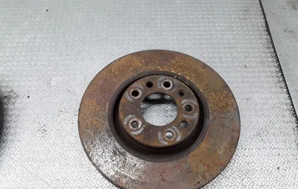 Opel Zafira B Front brake disc