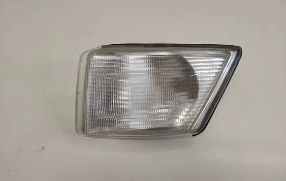 Iveco Daily 35 - 40.10 Front indicator light 1315106148 504104465