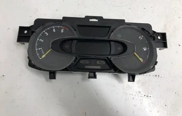 Opel Vivaro Speedometer (instrument cluster) 248109507R LBTD048876 VPDRRF10849TD