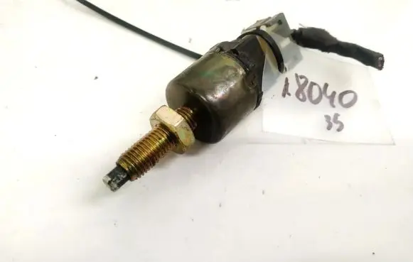 KIA Sorento Brake pedal sensor switch