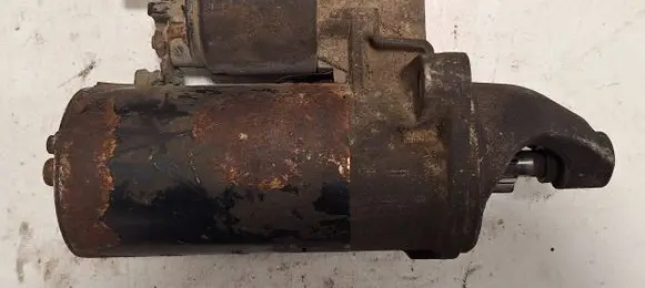 Audi A8 S8 D2 4D Starter motor 1006209572