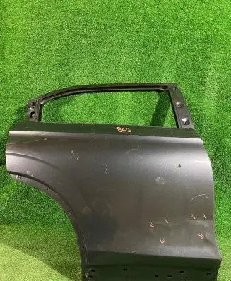 Honda HR-V Rear door