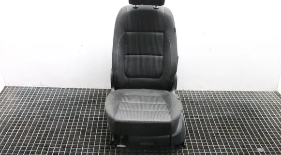 Seat Alhambra (Mk2) Front driver seat 