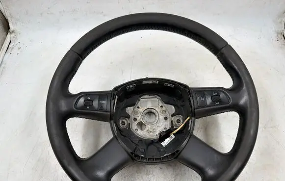 Audi A4 S4 B8 8K Steering wheel 4F0124