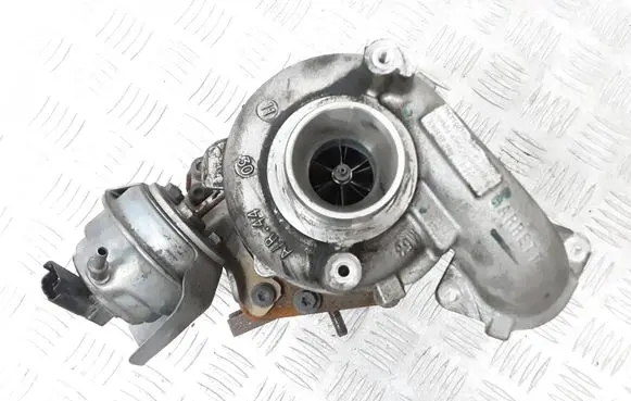 Volvo V50 Turbo 9686120680