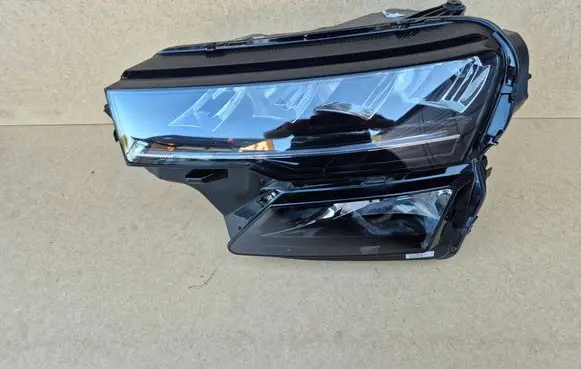 Skoda Karoq Headlight/headlamp 57B941009