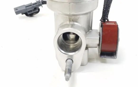 Opel Corsa F Air conditioning (A/C) expansion valve T99082B