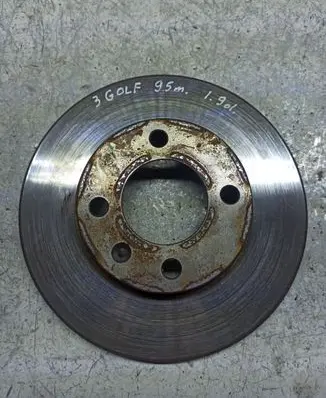 Volkswagen Golf III Front brake disc