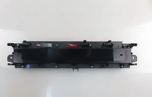 Speedometer (instrument cluster)