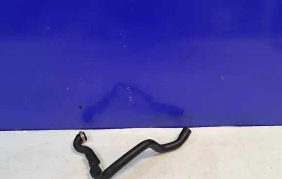 Volvo S60 Breather hose/pipe 8670008 8799235