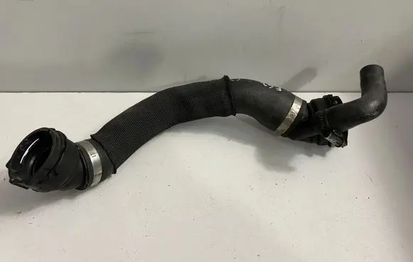 BMW 5 E60 E61 Engine coolant pipe/hose 7796272
