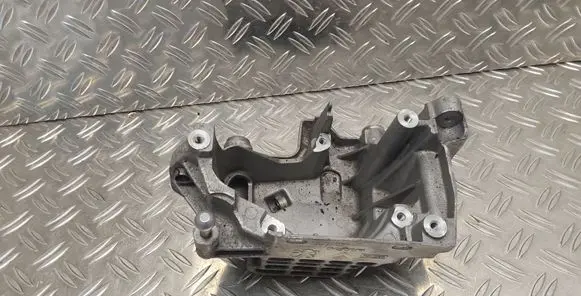 Toyota Proace Fuel filter bracket/mount holder 9804498180