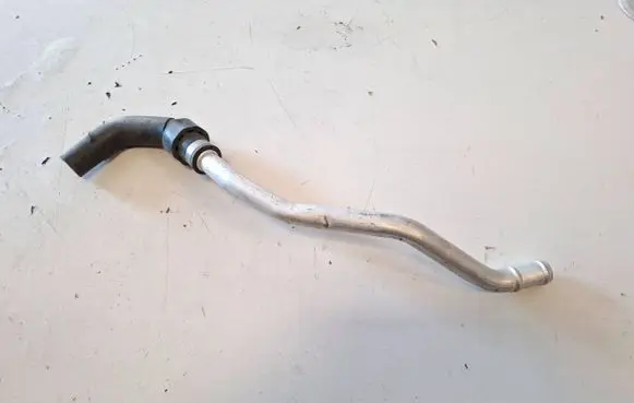 Mercedes-Benz C W205 Engine coolant pipe/hose A2058303202