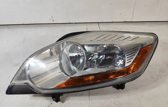 Ford Kuga I Headlight/headlamp 8V4113W030BE